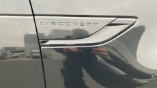 Land Rover Discovery 3.0 D300 Dynamic SE 5dr Auto Diesel Station Wagon